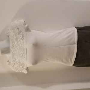 H&M Tee with Lace sz xs